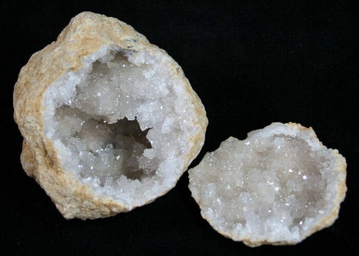 Small, Sparkling Quartz Geodes From Morocco - Photo 1